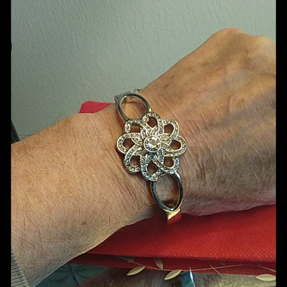 Bracelet - Picture 4 of 4